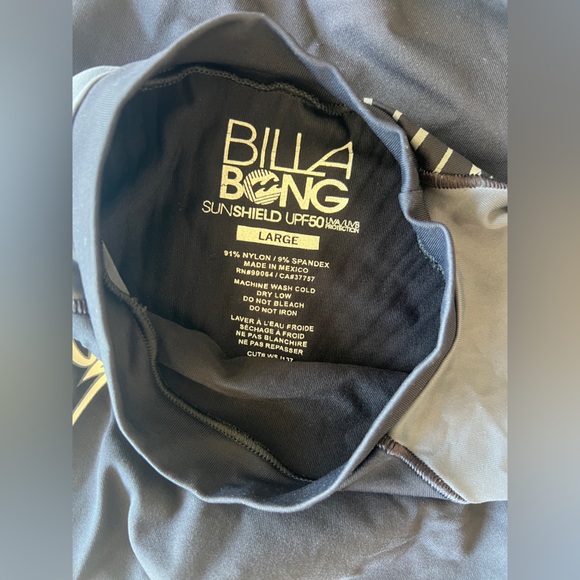 Billabong Rashguard - Picture 3 of 4